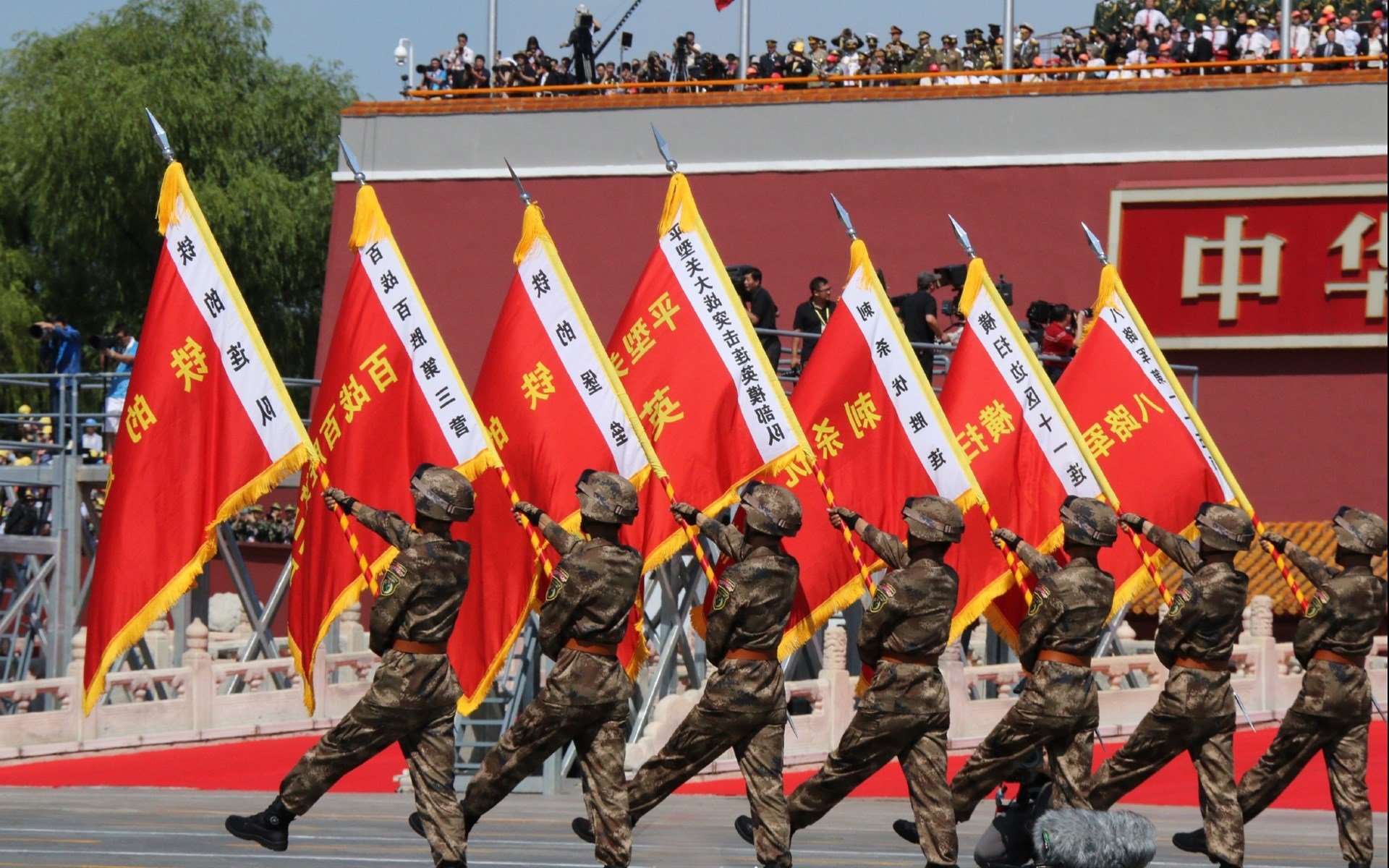 九游电脑版-《美联社》：荷兰女足在预选赛中与西班牙队激战，荷兰与美国女足