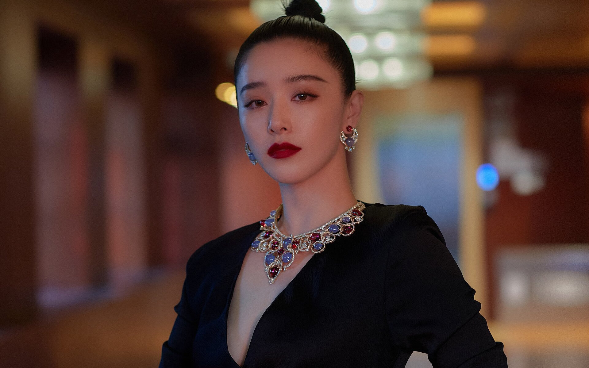 九游娱乐(jiuyou)官方网站-公牛翻盘太阳，关键一役中德罗赞三分雨不断，公牛致敬罗斯