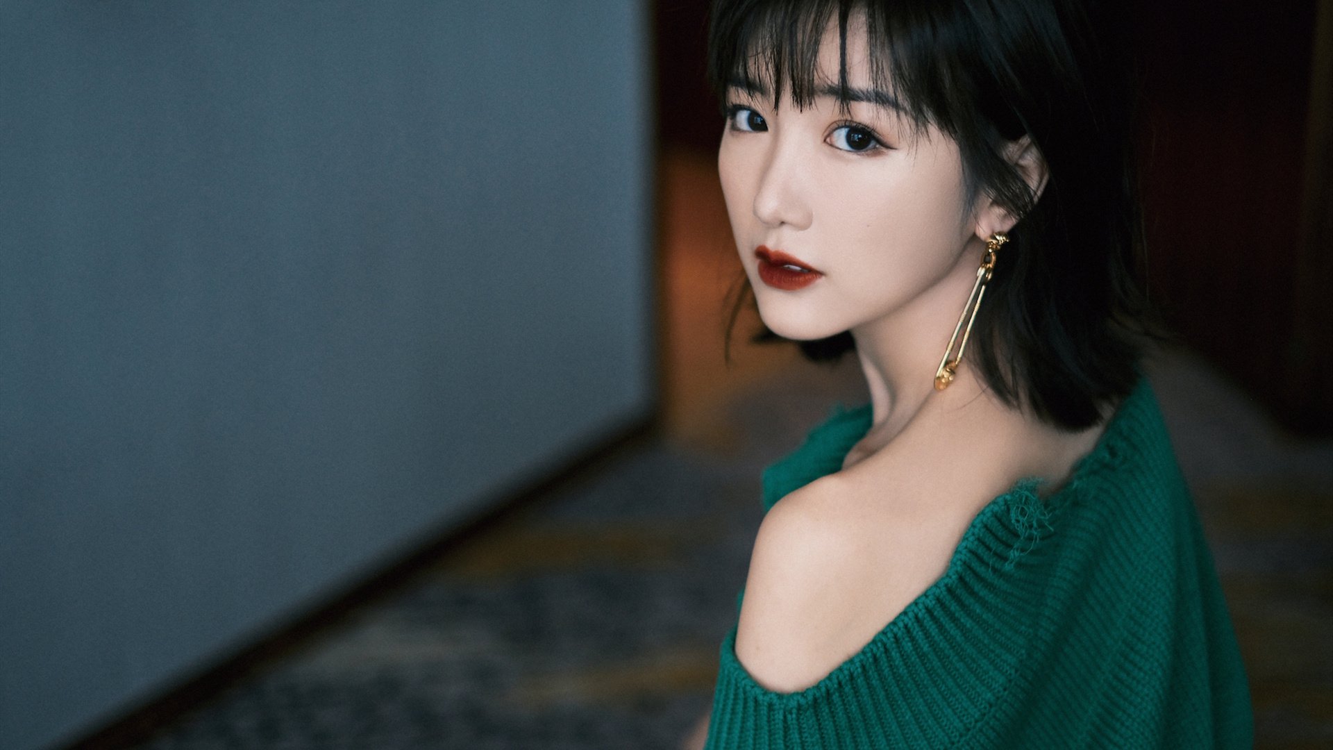 九游(jiuyou)官方网站-年轻边后卫是否应优先培养传中质量，当今足坛年轻右后卫