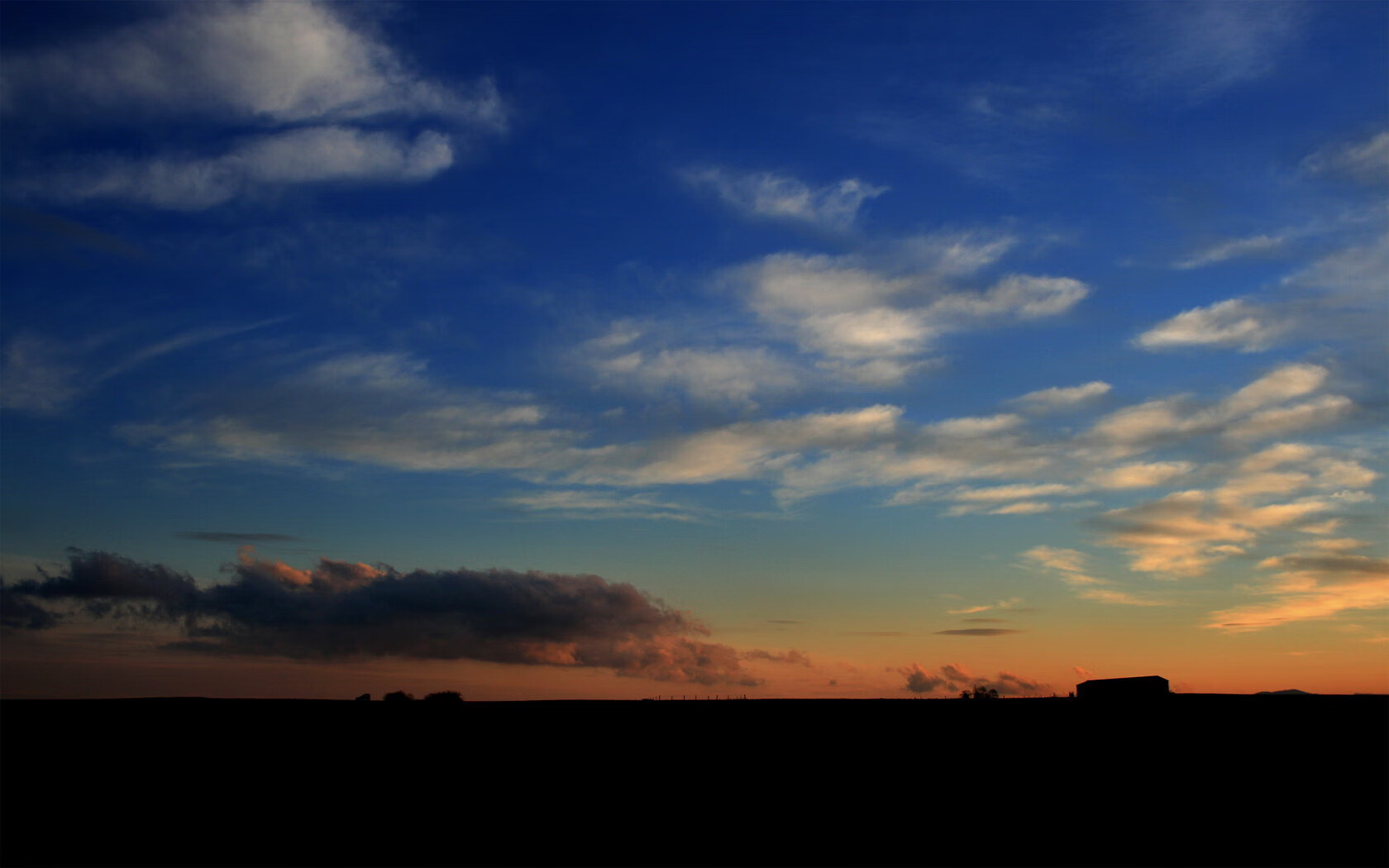 JIU YOU GAME-雄鹿球队迎来新赛季备战 球员状态出色，雄鹿队新赛季阵容