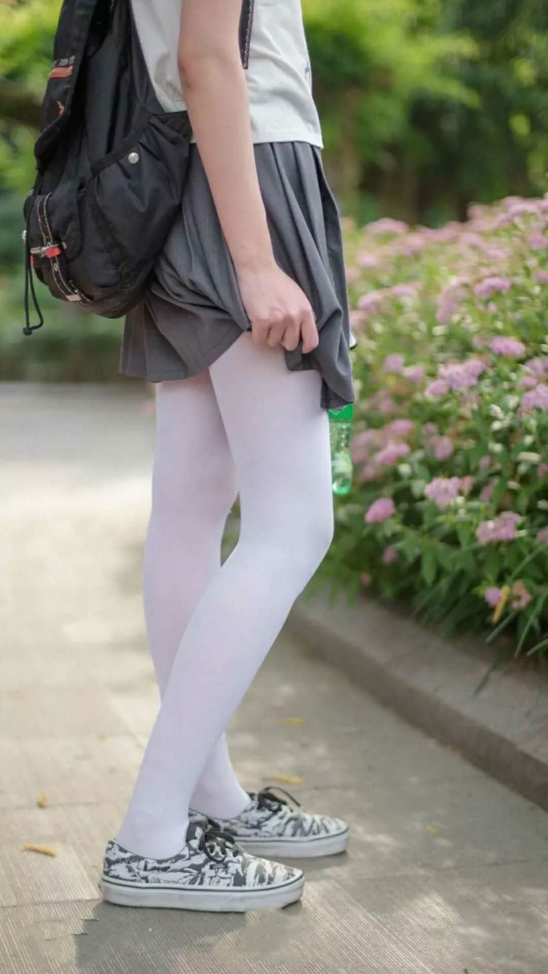 九游9游-法甲天王对决：瓜迪奥拉式战术的完美展现，瓜迪奥拉决赛变阵