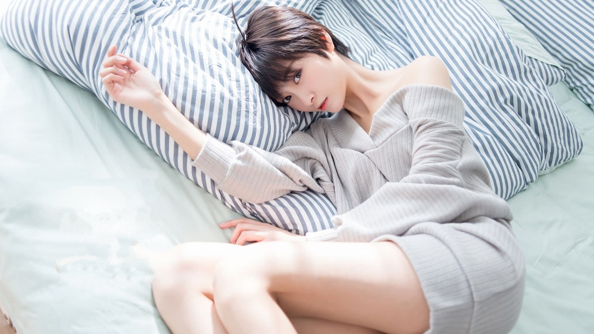 英国男泳队自由泳出发速度领先，英国自由泳接力