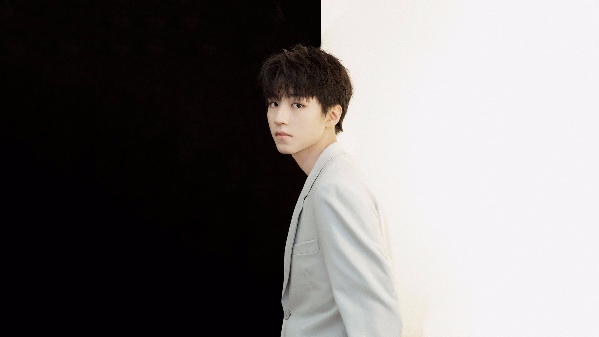 训练日常曝光展示高强度拉练内容增强球队职业形象建设，球队拉力什么意思